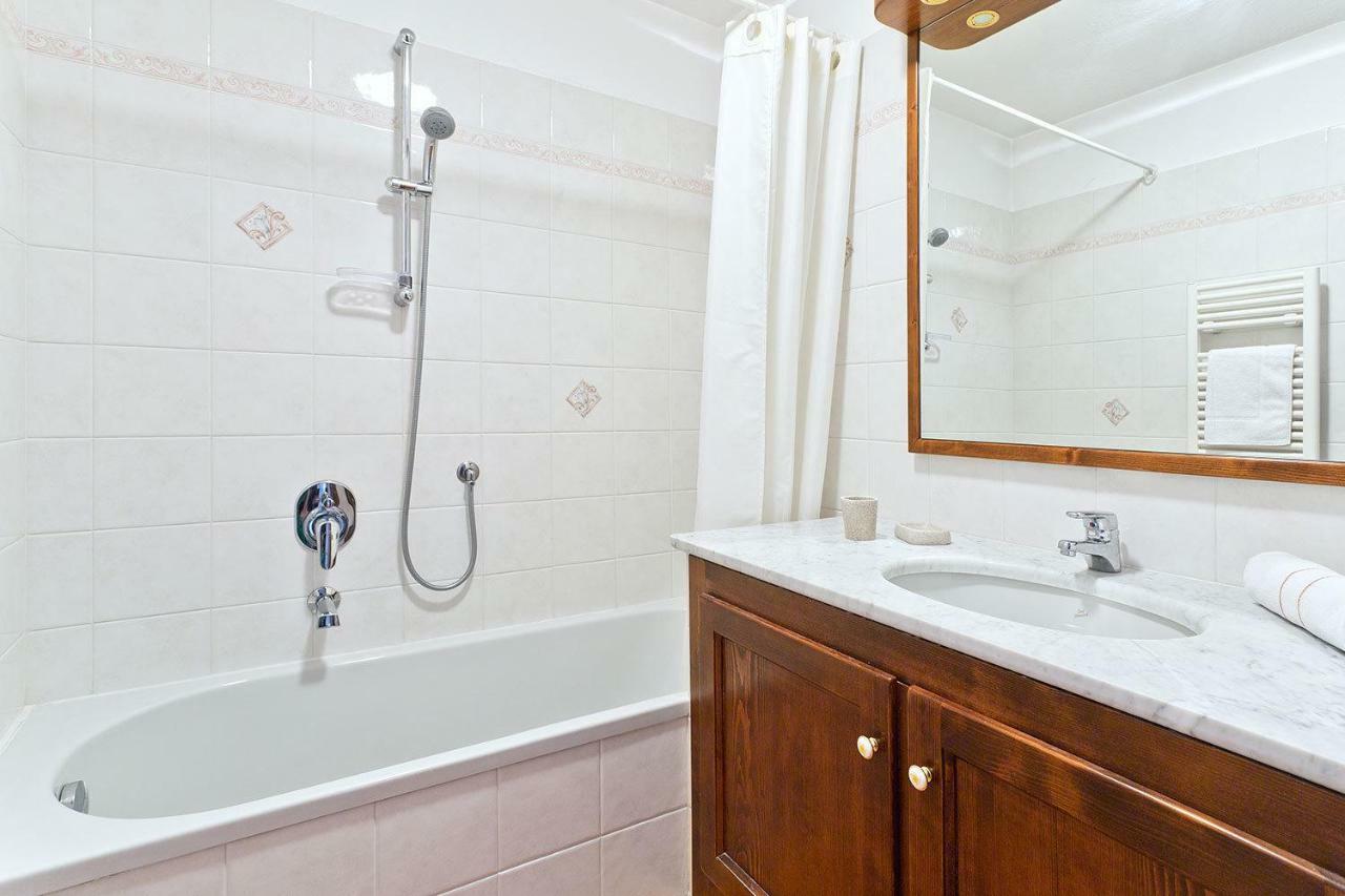 Apartment Kitson - Alpes Travel - Chamonix - Sleeps 6 Buitenkant foto